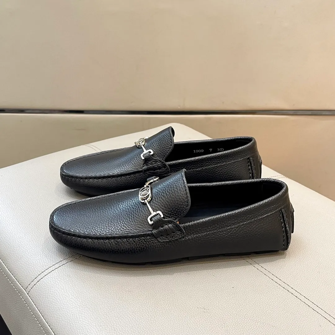 Factory price: 460💰LV men's beanie shoes 2025 official website synchronized <market top version> cowhide grain ➕ black cow lining original packaging. Size 38-45